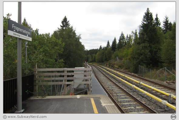 Vestlig endedel av Frognerseteren T-banestasjon. Spor 1. Foto: SN.