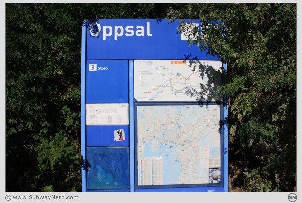 T-baneboardet på Oppsal T-banestasjon. Spor 2. Foto: SN.