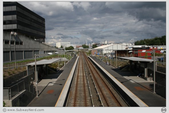 Oversiktsbilde over Hasle T-banestasjon. I billedretning mot Løren og Økern. Foto: SN.