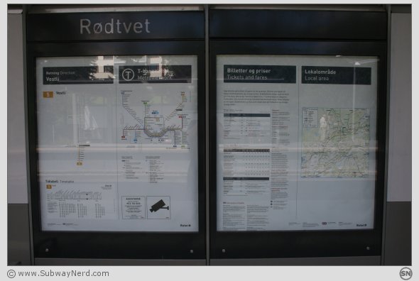 T-baneboardet i leskuret på Spor 1. Retning nord-øst. Foto: SN.