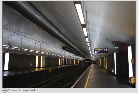 Vestli T-banestasjon sett fra Spor 1 mot bygrensen. Foto: SN.
