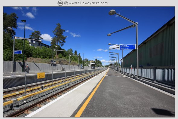 Et aldri så lite "streetview" fra Spor 1 hører også til. Fra vest mot øst. Foto: SN.