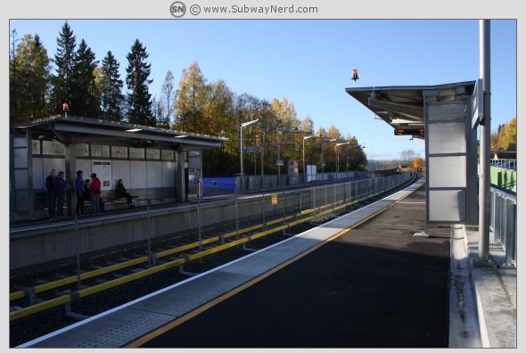 Der leskurerne møtes. Spor 1 og Spor 2. Vest mot øst. Foto: SN.