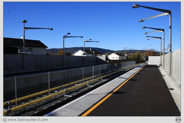 Endestykket på Spor 2. Hauger T-banestasjon. I vestlig retning. Foto: SN.