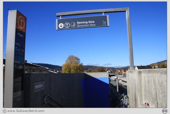 På vei ned mot Spor 1. Foto: SN.