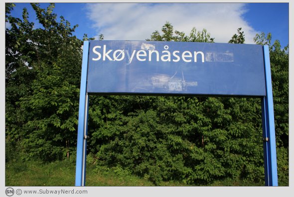 Velkommen til Skøyenåsen T-banestasjon. Spor 2. Foto: SN.