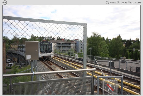 T-banen på vei inn til Spor 2. Foto: SN.