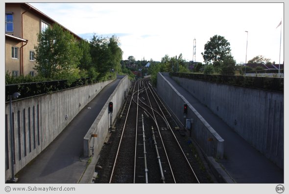 Litt av skinnegangen på Hovseter T-banestasjon. I vestlig retning. Foto: SN.