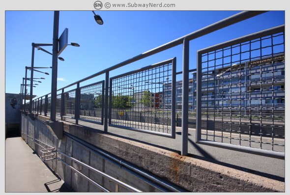 På vei opp til Spor 1. Foto: SN.