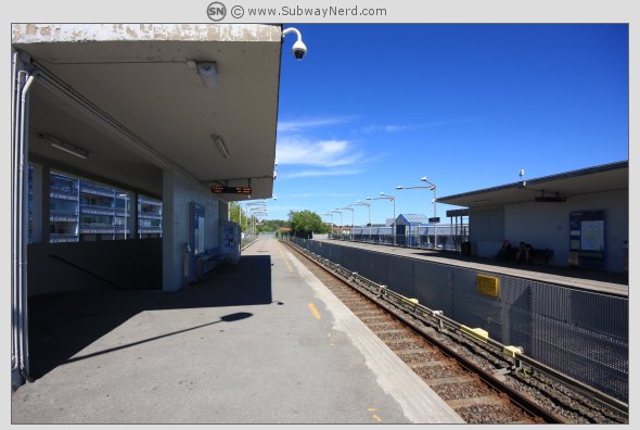 Ved stasjonens midtpunkt. I billedretning mot Rødtvet. Foto: SN.