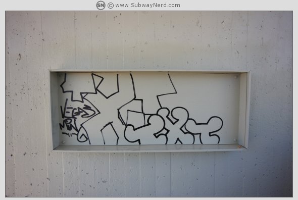 Kunst? Overhodet ikke. Få dette bort. Noe seriøs kunst hadde vært bra. Foto: SN.